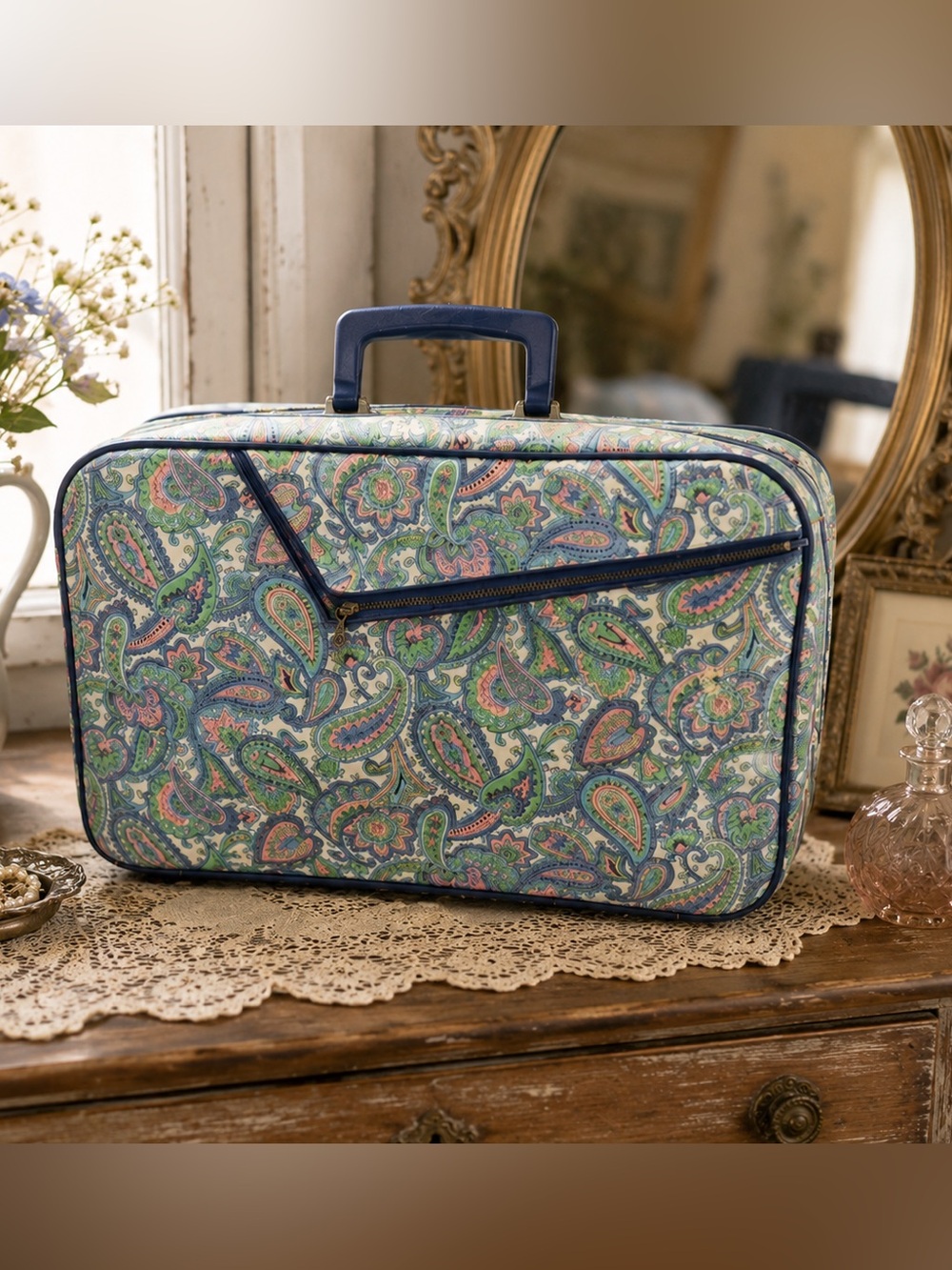 Vintage Paisley Train Case Cosmetic Makeup Travel Case Blue Green Pink 17”